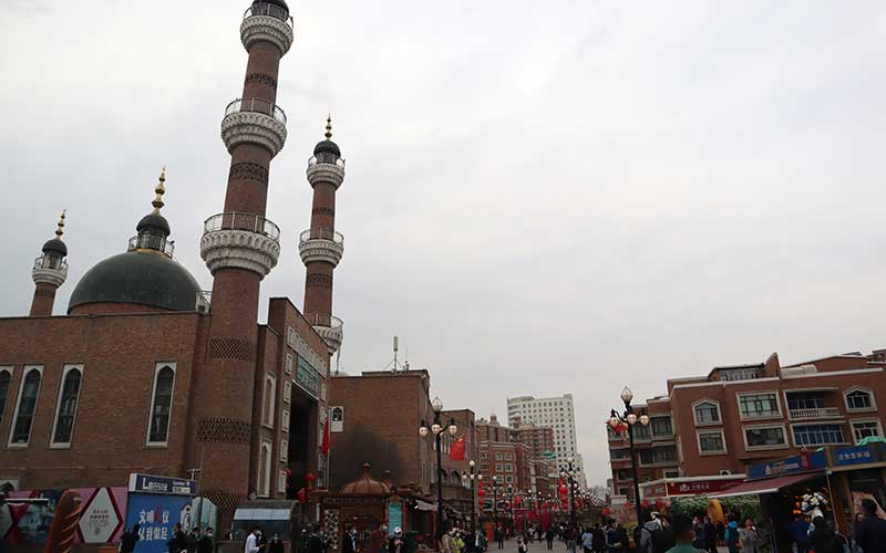 Indonesia menolak mosi di Dewan HAM PBB untuk membahas dugaan pelangggaran HAM yang dilakukan Tiongkok terhadap Muslim Uighur dan kelompok etnis minoritas lainnya di Xinjiang