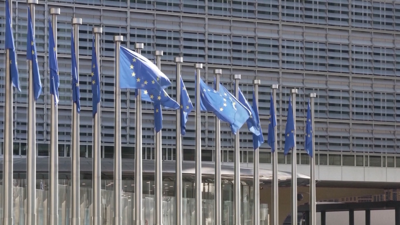 Tiongkok bersedia bekerja sama dengan UE untuk memperkuat komunikasi dan pertukaran