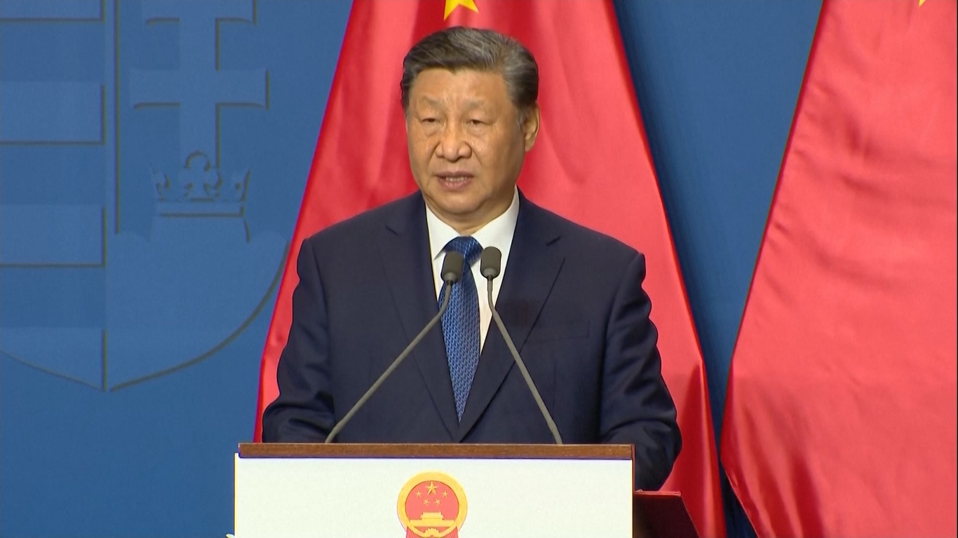 Xi membuat pernyataan tersebut dalam sebuah konferensi pers bersama Perdana Menteri Hongaria Viktor Orban