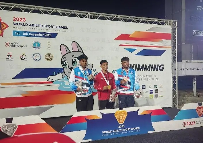 Jendi berhasil mencatatkan waktu 1 menit 0668 detik mengalahkan tiga lawannya yakni Sampachan Samathi (Thailand) Priwan Hadee (Thailand) dan Modestas Cielevisius (Lithuania) di nomor 100 meter gaya punggung putra