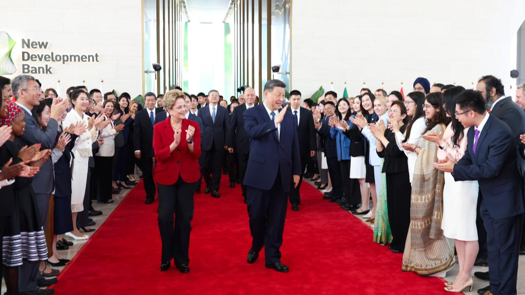 Xi menghimbau bank untuk mempertimbangkan kebutuhan pembangunan negara-negara berkembang dan menyediakan lebih banyak pembiayaan infrastruktur berkualitas tinggi