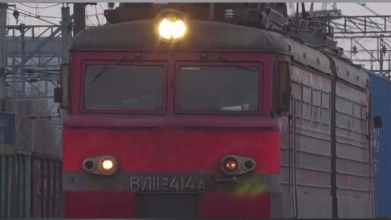 Kereta mencapai Moskow dalam 16 hari