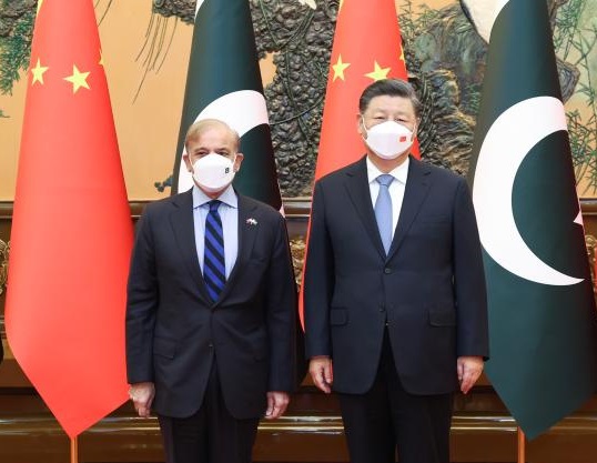 Presiden Tiongkok Xi Jinping bertemu dengan Perdana Menteri Pakistan Muhammad Shehbaz Sharif