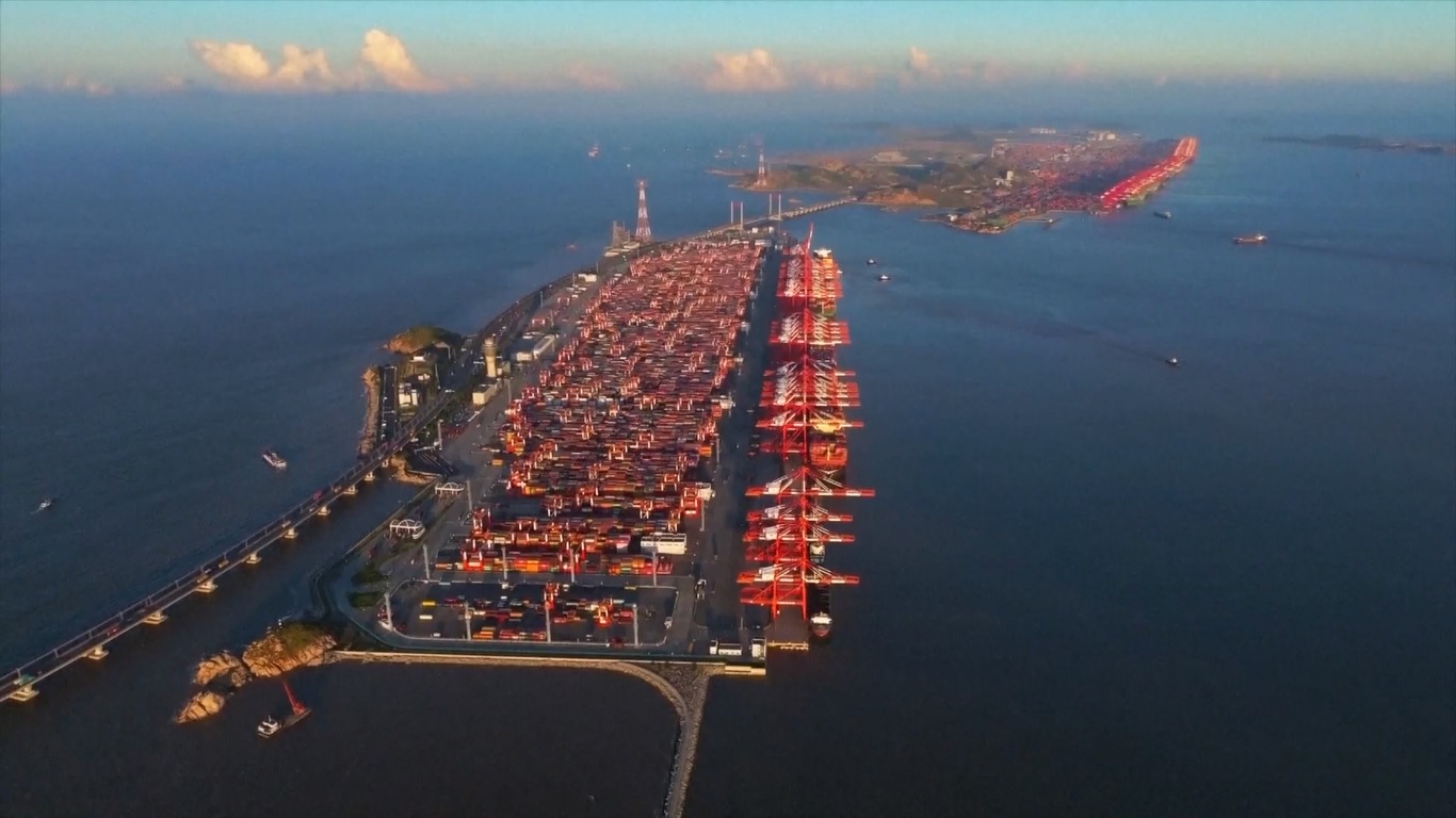 Perdagangan Luar Negeri Tiongkok Meningkat selama Periode Rencana Lima Tahun ke-14