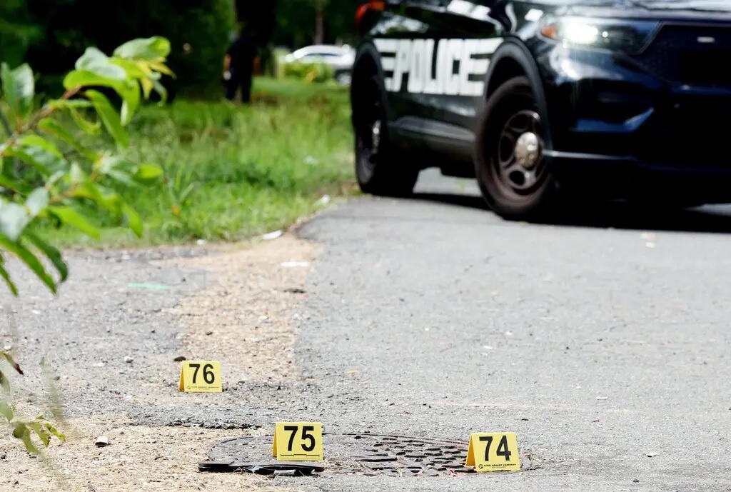 Amerika Serikat sedang berjuang menghadapi sejumlah besar penembakan massal dan insiden kekerasan senjata