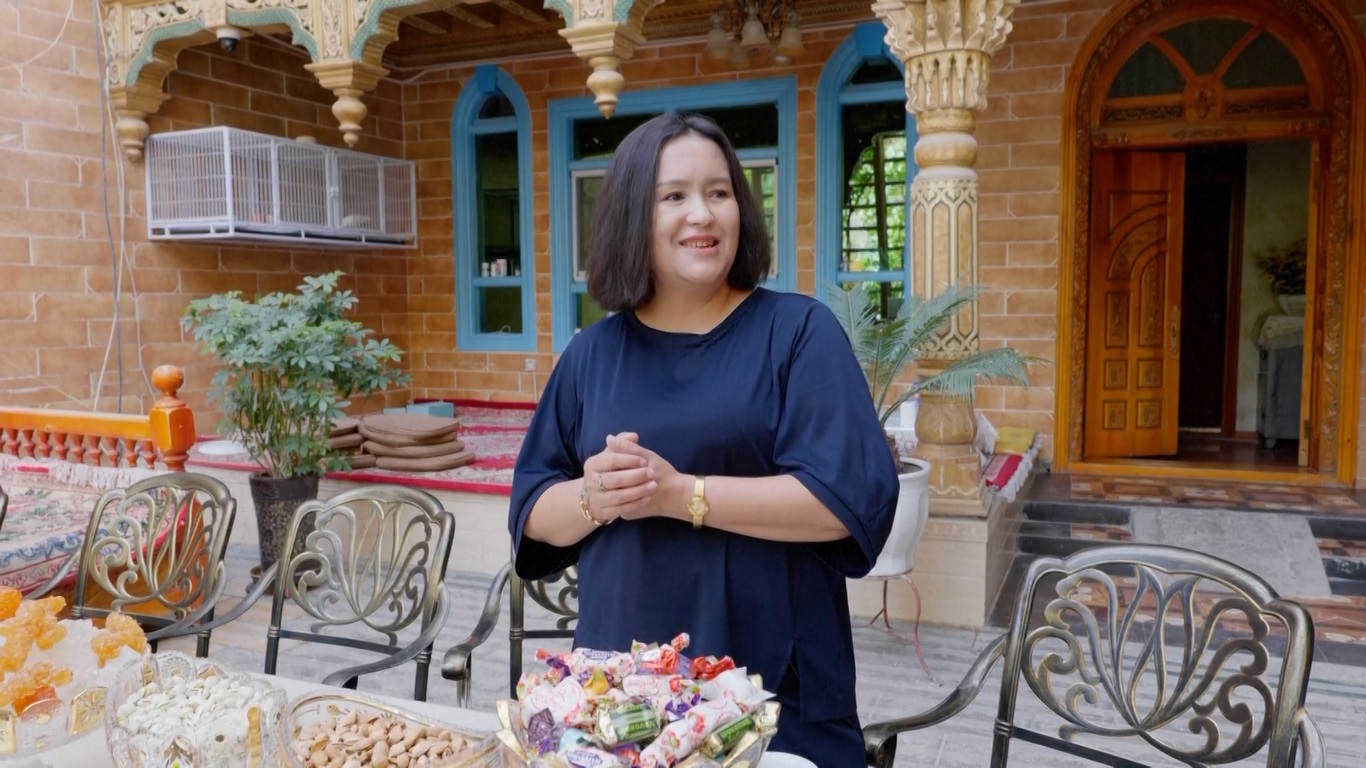 Beberapa penduduk telah mengubah rumah mereka menjadi homestay