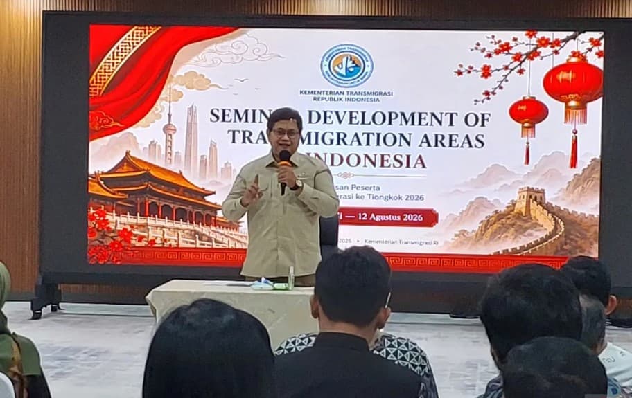 Viva Yoga Melepas 37 Peserta Seminar ke Tiongkok untuk Perkuat SDM Kawasan Transmigrasi Berbasis Ekonomi Lokal