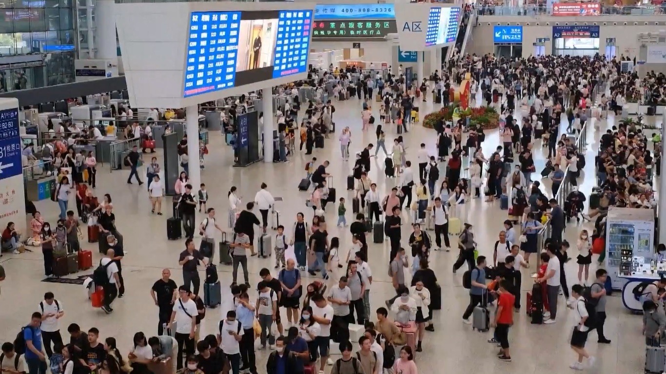 Layanan kereta tidur ini merupakan peningkatan dari layanan kereta api antara Beijing