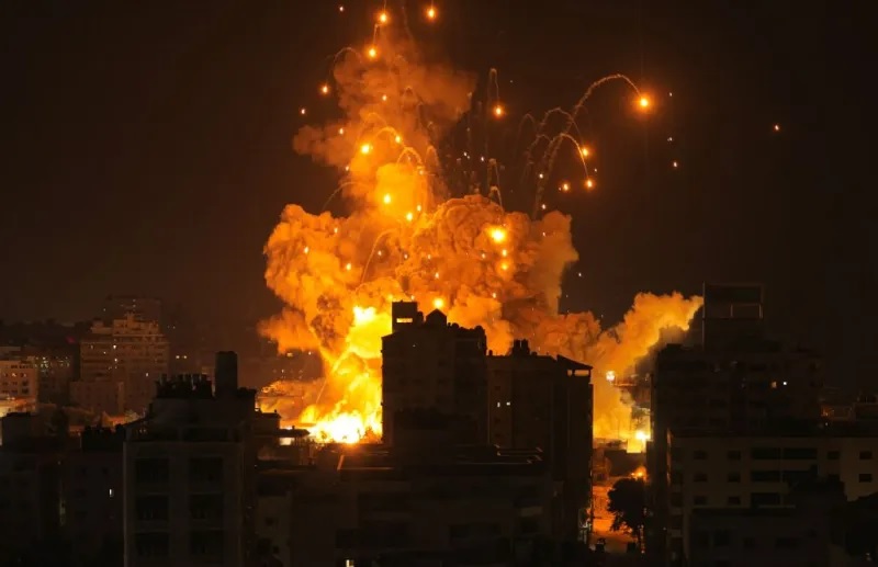 Tiongkok menyerukan “gencatan senjata segera” dan menegaskan kembali dukungan untuk negara Palestina merdeka setelah Hamas melancarkan serangan mendadak terhadap Israel yang menghancurkan stabilitas regional