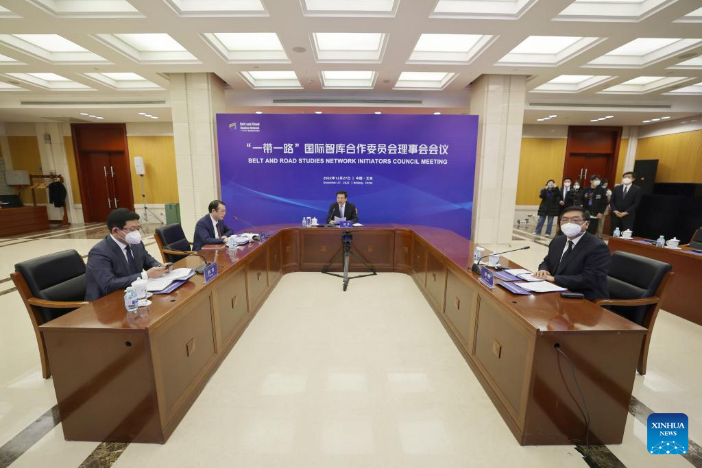 Dewan meninjau pekerjaannya selama setahun terakhir