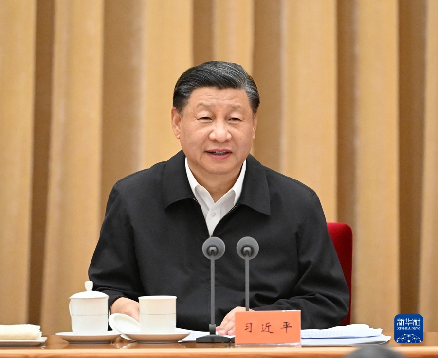 Xi Jinping ketika memimpin kegiatan itu menekankan meningkatkan tata kelola militer secara menyeluruh