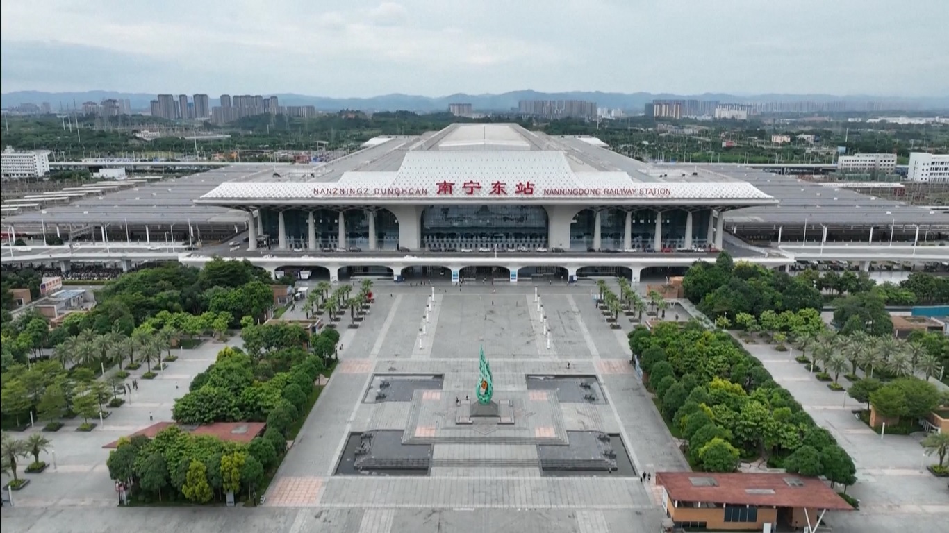 Waktu yang dibutuhkan untuk melakukan perjalanan dari Guiyang ke Nanning kini telah berkurang dari lebih dari lima jam menjadi sekitar tiga jam saja