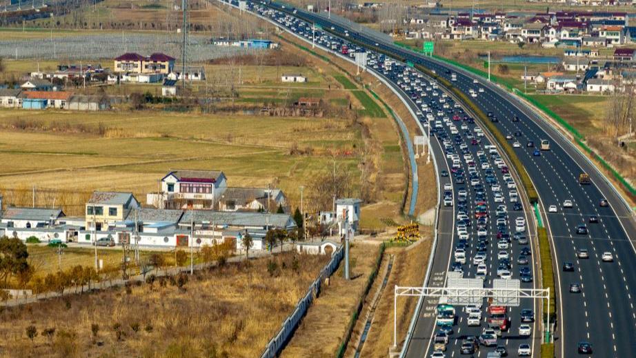 Sabtu(17/2) menandai hari terakhir liburan Festival Musim Semi di Tiongkok