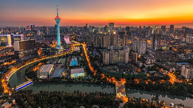 cara ini akan menunjukkan citra Chengdu yang dinamis