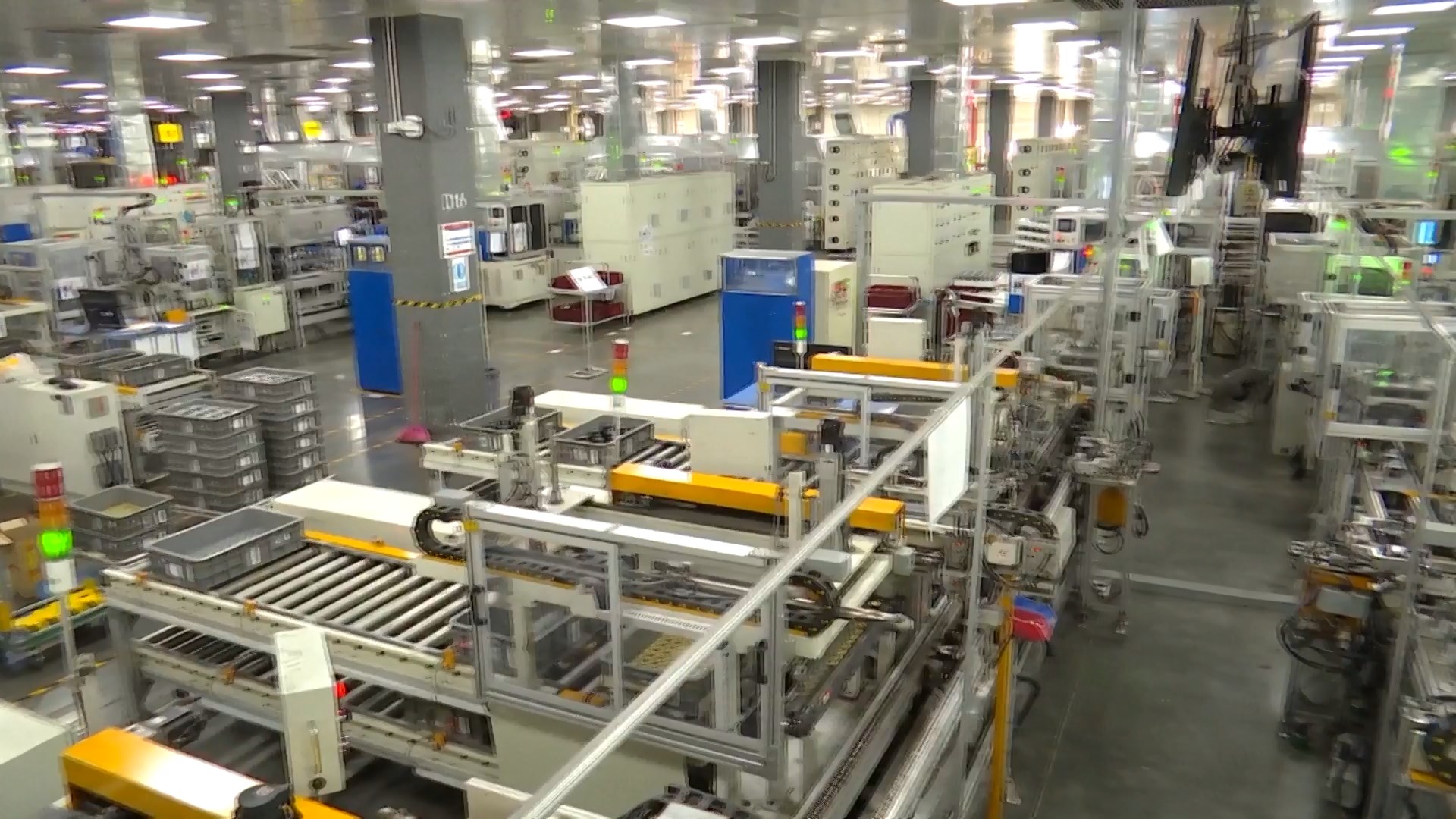 Sejumlah perusahaan manufaktur tradisional di daerah tersebut telah melakukan transformasi digital