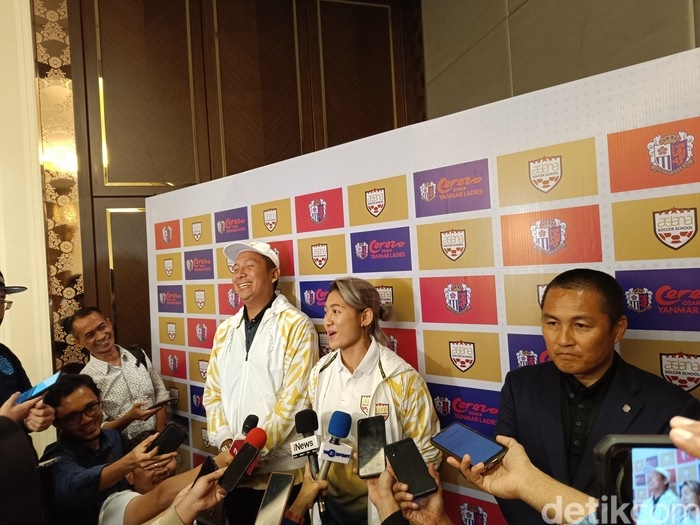 Sebelum era J