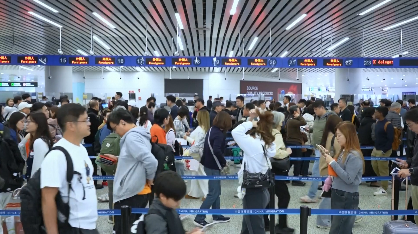 Tiongkok Mencatat Hampir 17,8 Juta Perjalanan Lintas Batas Terjadi selama Liburan Festival Musim Semi 2026