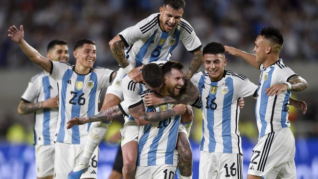 Timnas Indonesia dipastikan akan menghadapi Argentina pada pertandingan FIFA Matchday yang akan digelar di Stadion Utama Gelora Bung Karno Senayan Jakarta pada 19 Juni mendatang
