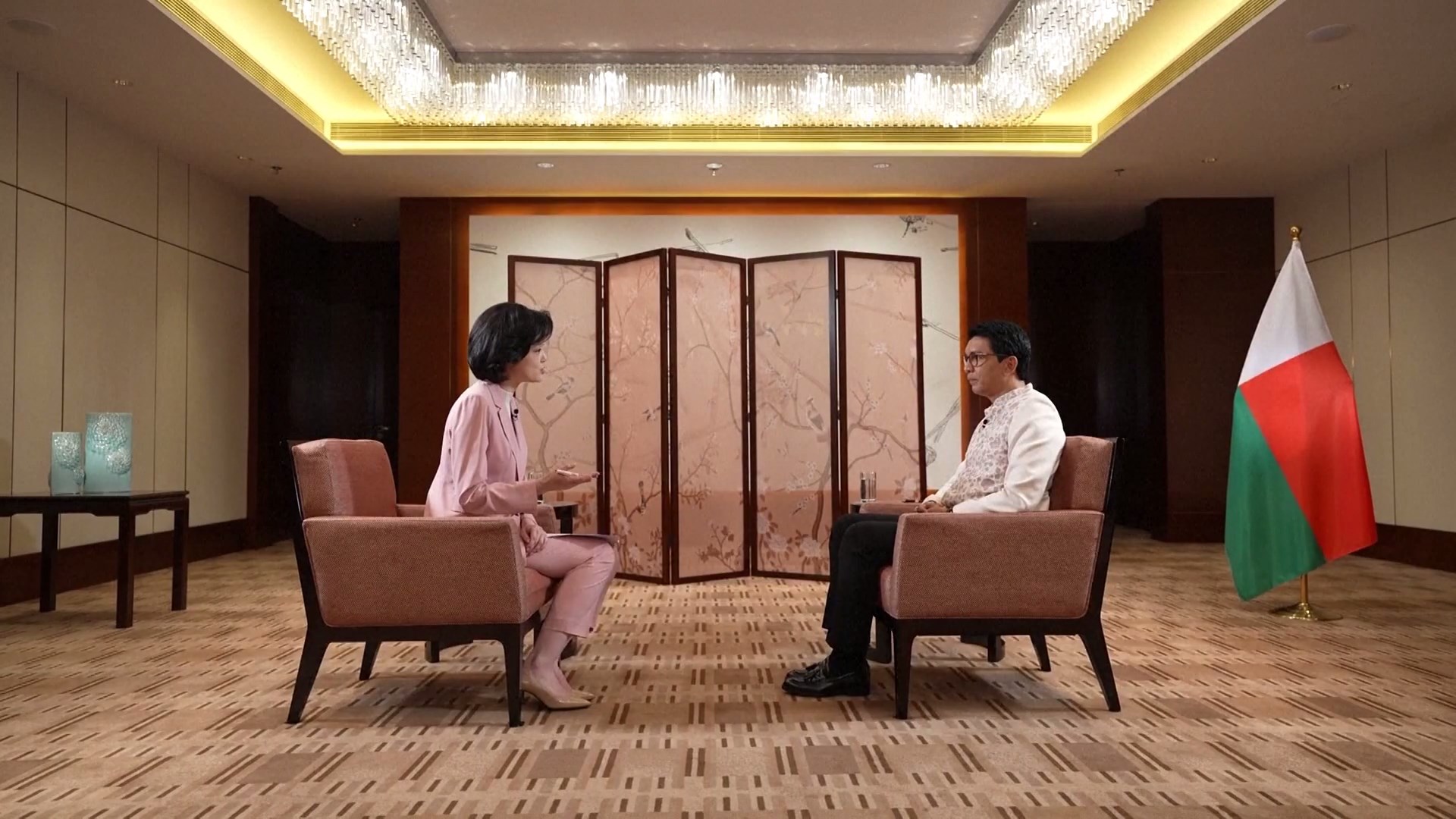 Presiden Madagaskar Andry Nirina Rajoelina mengatakan bahwa pengenalan padi hibrida yang dikembangkan Tiongkok
