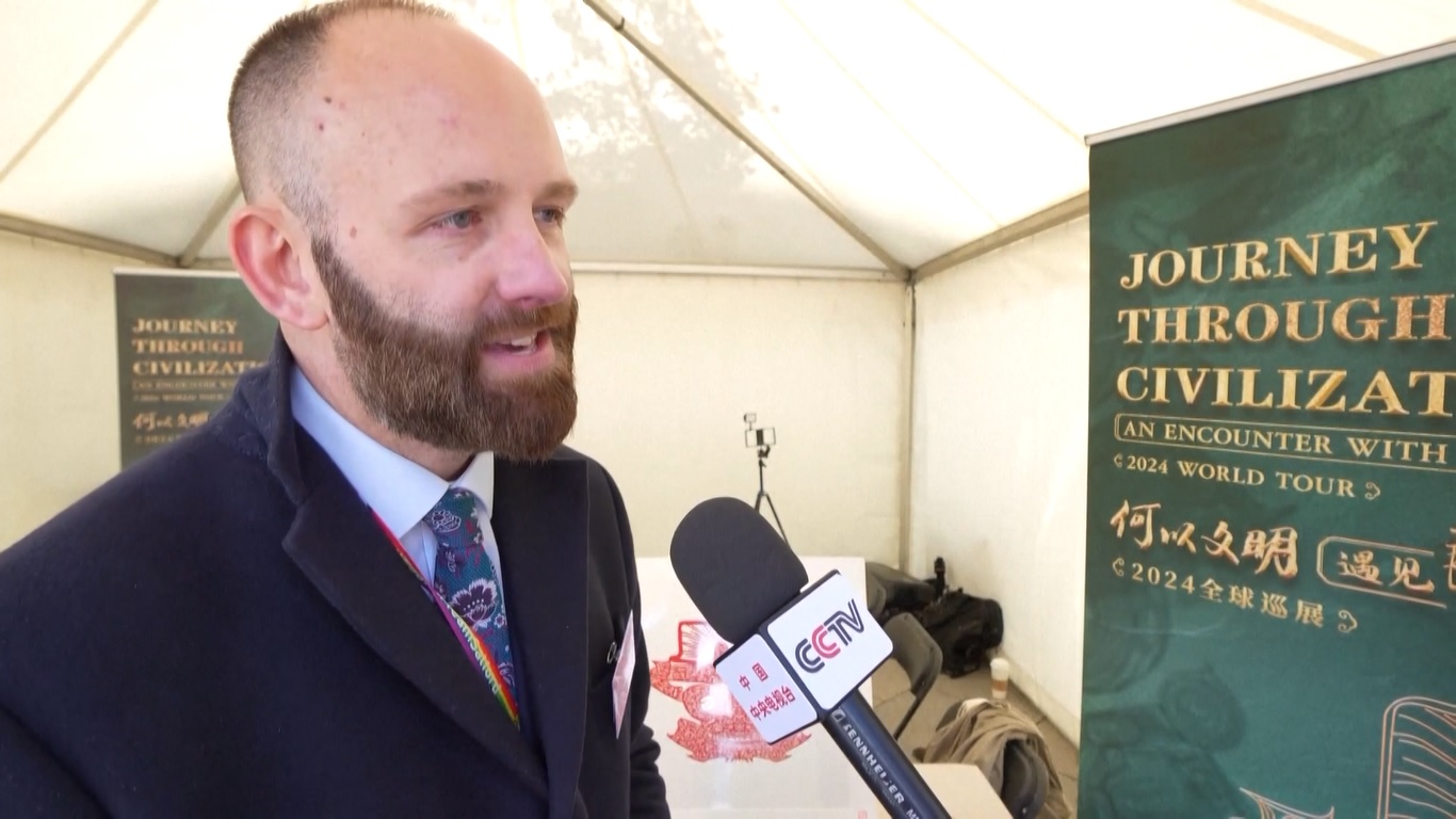 Acara yang diselenggarakan dengan tujuan mempromosikan pertukaran budaya dan menumbuhkan saling pengertian itu bertepatan dengan perayaan Festival Perahu Naga yang jatuh pada hari Senin (10/6) tahun ini