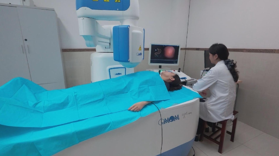 Kapsul Bertenaga AI Melakukan Pemeriksaan Perut di Rumah Sakit Tiongkok