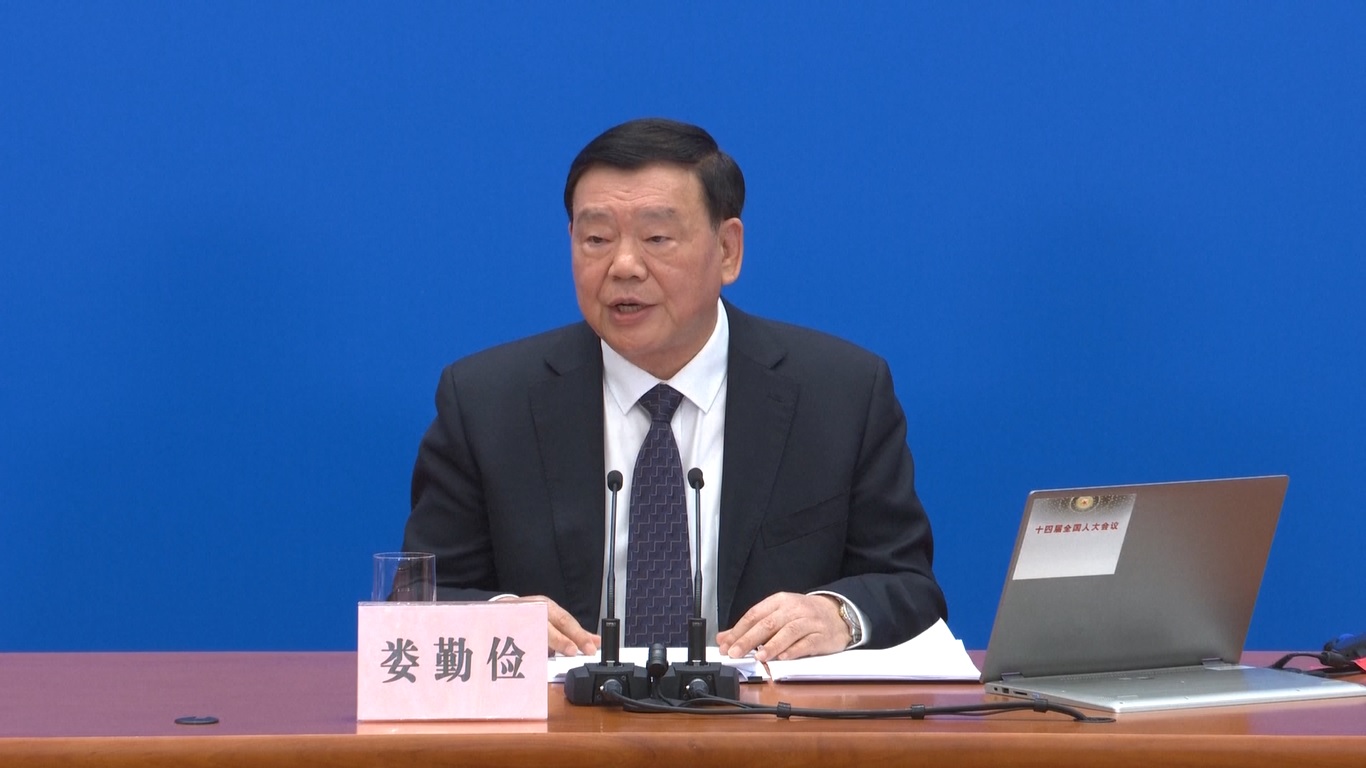 Lou mengatakan bahwa anggaran pertahanan nasional