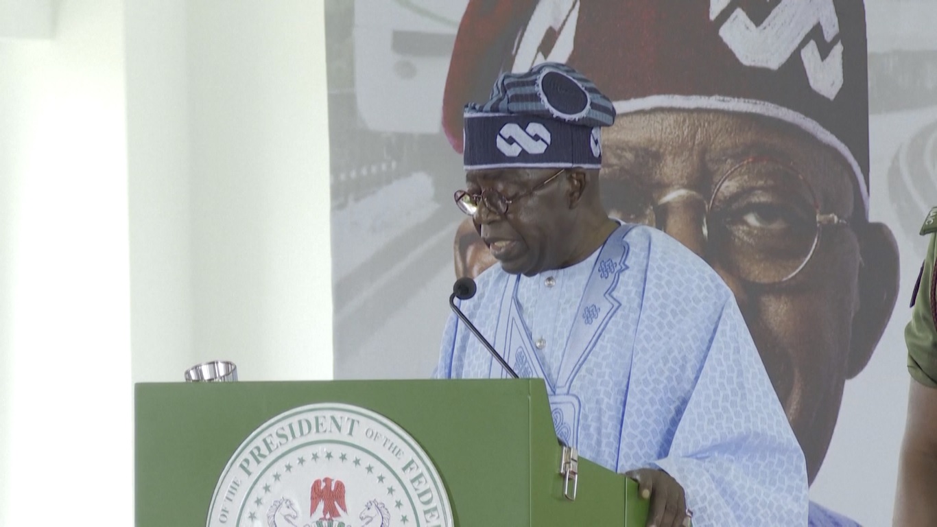 Fase yang baru dibuka ini terdiri dari dua jalur yang membentang sepanjang 18 dan 27 kilometer