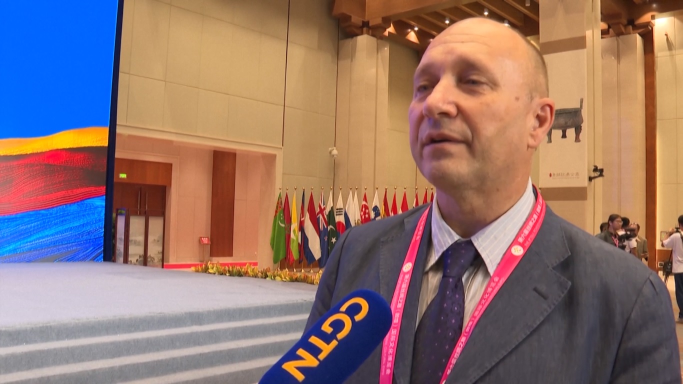 Acara tahun ini memiliki arti khusus karena menandai ulang tahun kesepuluh Prakarsa Sabuk dan Jalan Tiongkok