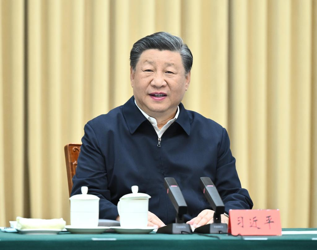 Xi mengatakan pekerjaan yang berkaitan dengan Xinjiang mempunyai arti penting untuk membangun Tiongkok menjadi negara sosialis modern yang kuat dalam segala hal