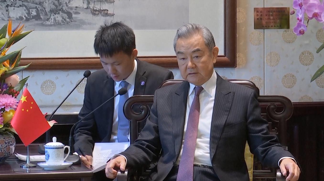 Menlu: Hubungan Tiongkok-Laos Menghadapi Peluang Penting pada Tahun 2026