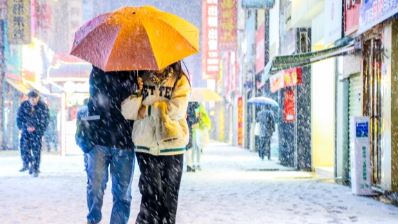 Dari Sabtu pagi hingga Minggu pagi