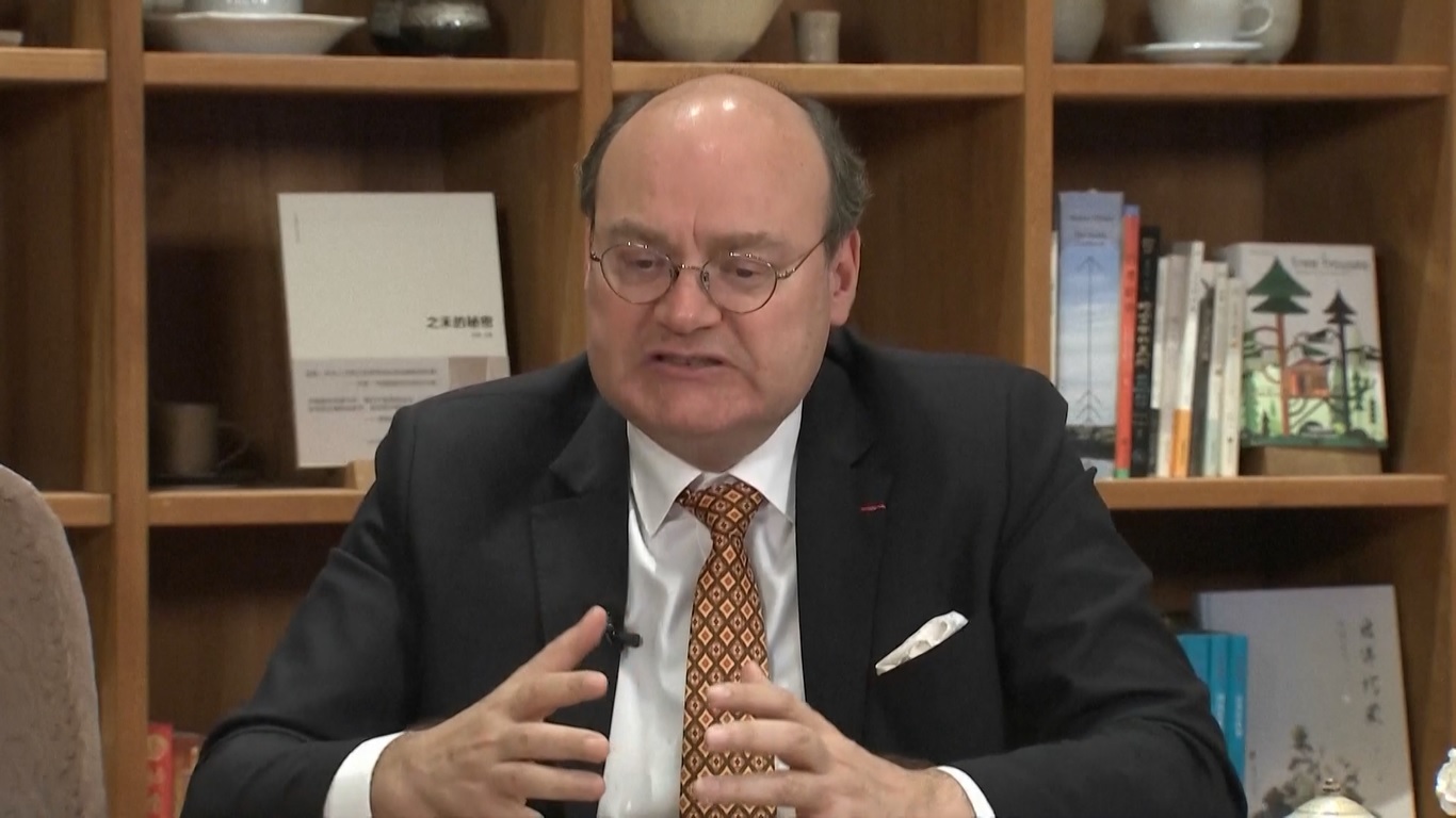 Dalam sebuah diskusi episode khusus