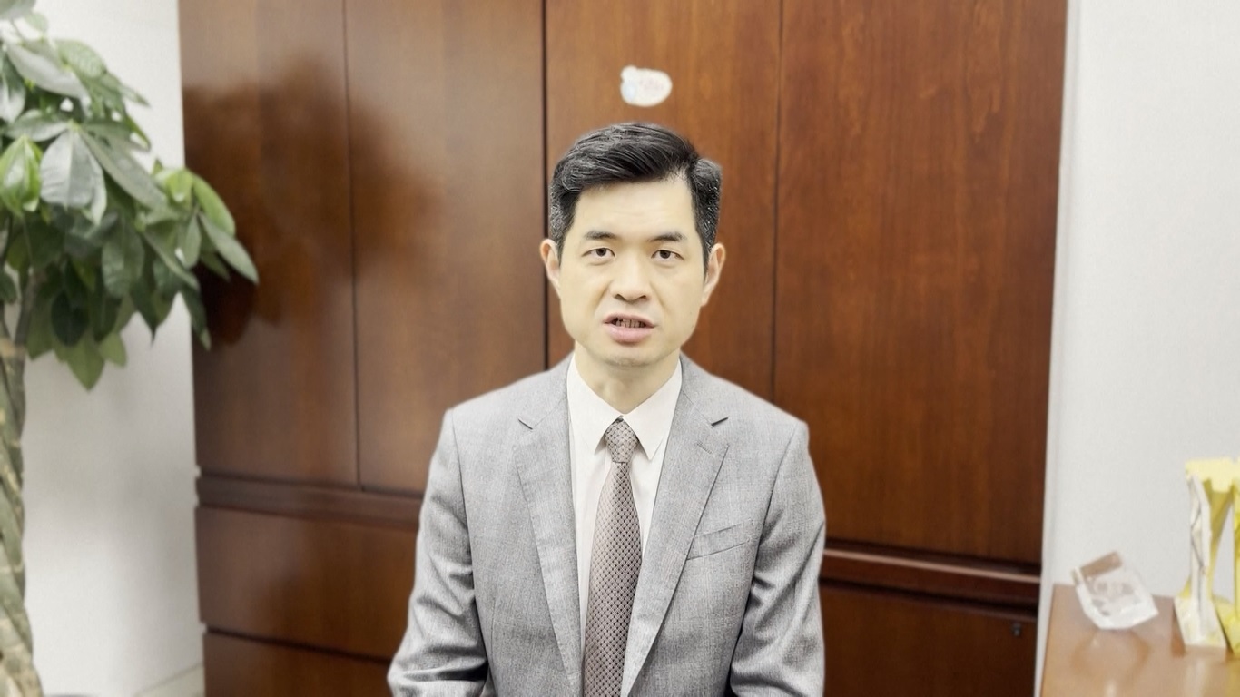 Perusahaan-perusahaan seperti UBS dari Swiss dan BlackRock yang berbasis di AS juga baru-baru ini meningkatkan peringkat investasi mereka untuk saham-A Tiongkok