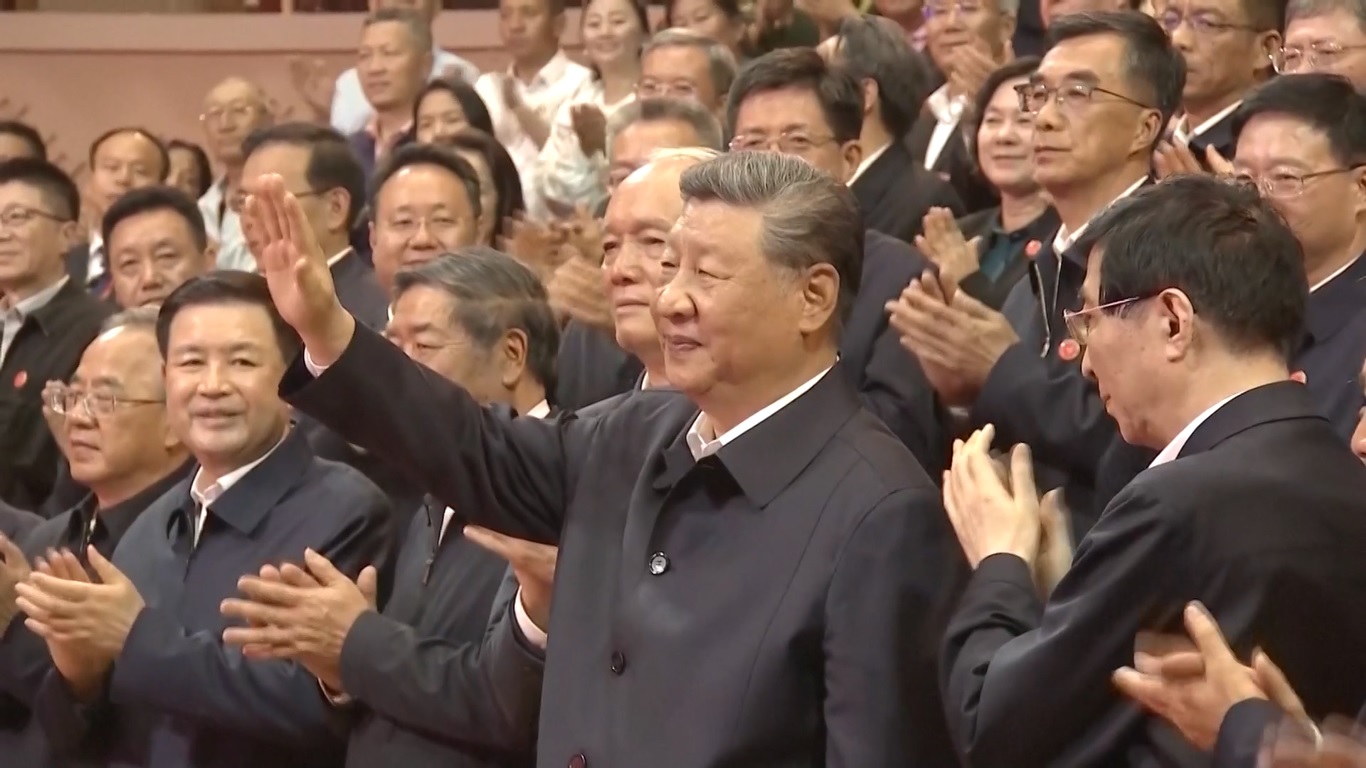 Xi Jinping Hadiri Gala Peringatan 60 Tahun Berdirinya Daerah Otonomi Tibet