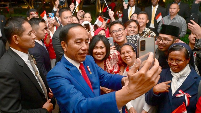 WNI Sambut Meriah Jokowi di Afsel Ada yang Rela Datang dari Negara Tetangga