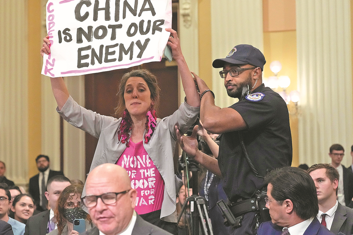“Hubungan Tiongkok-AS saat ini mengalami banyak ketegangan dan manuver politik bolak-balik
