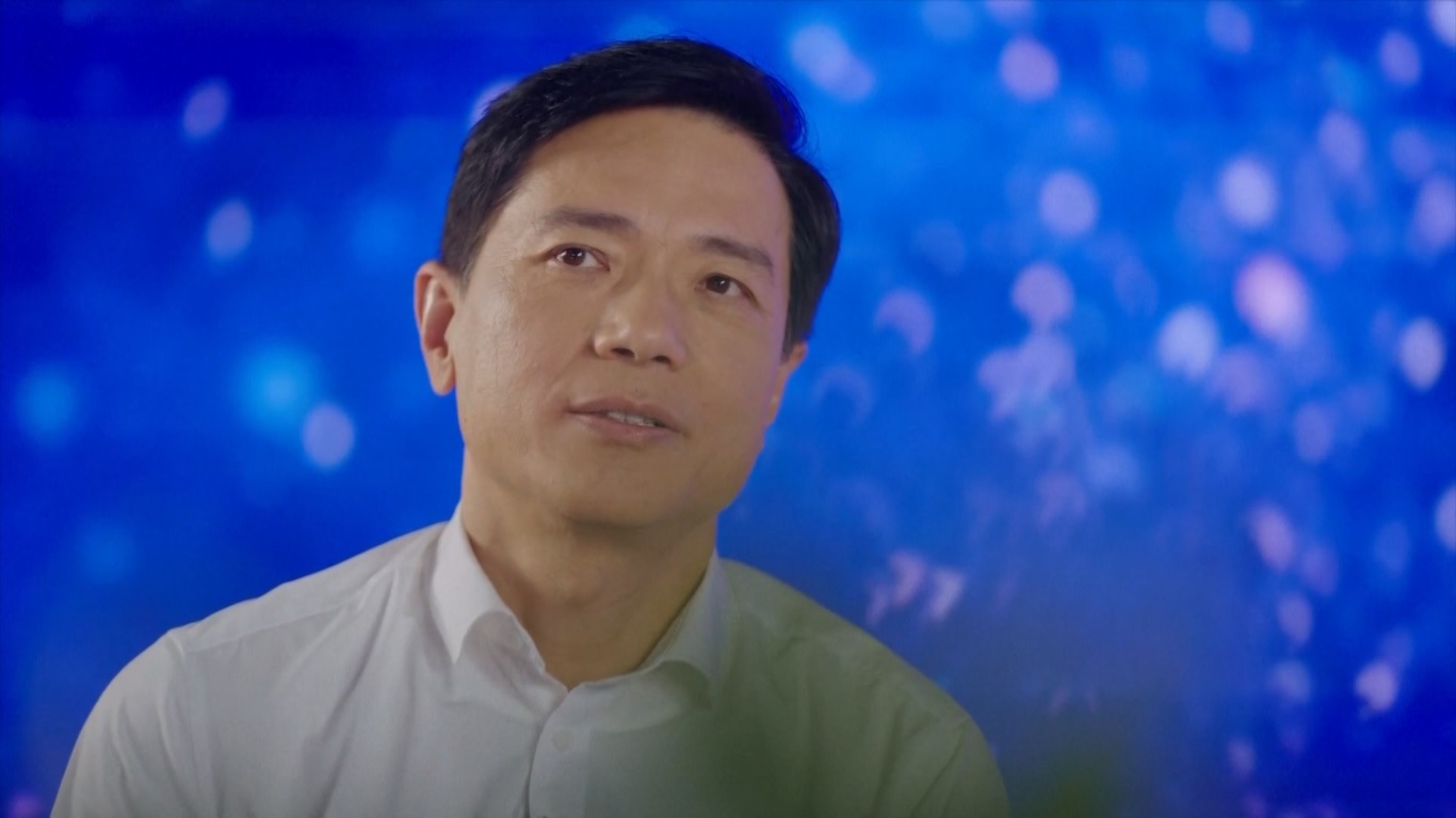 Ia percaya bahwa kecerdasan buatan atau artificial intelligence (AI) dapat memberikan dampak yang lebih besar pada kehidupan sehari-hari dibandingkan dengan internet