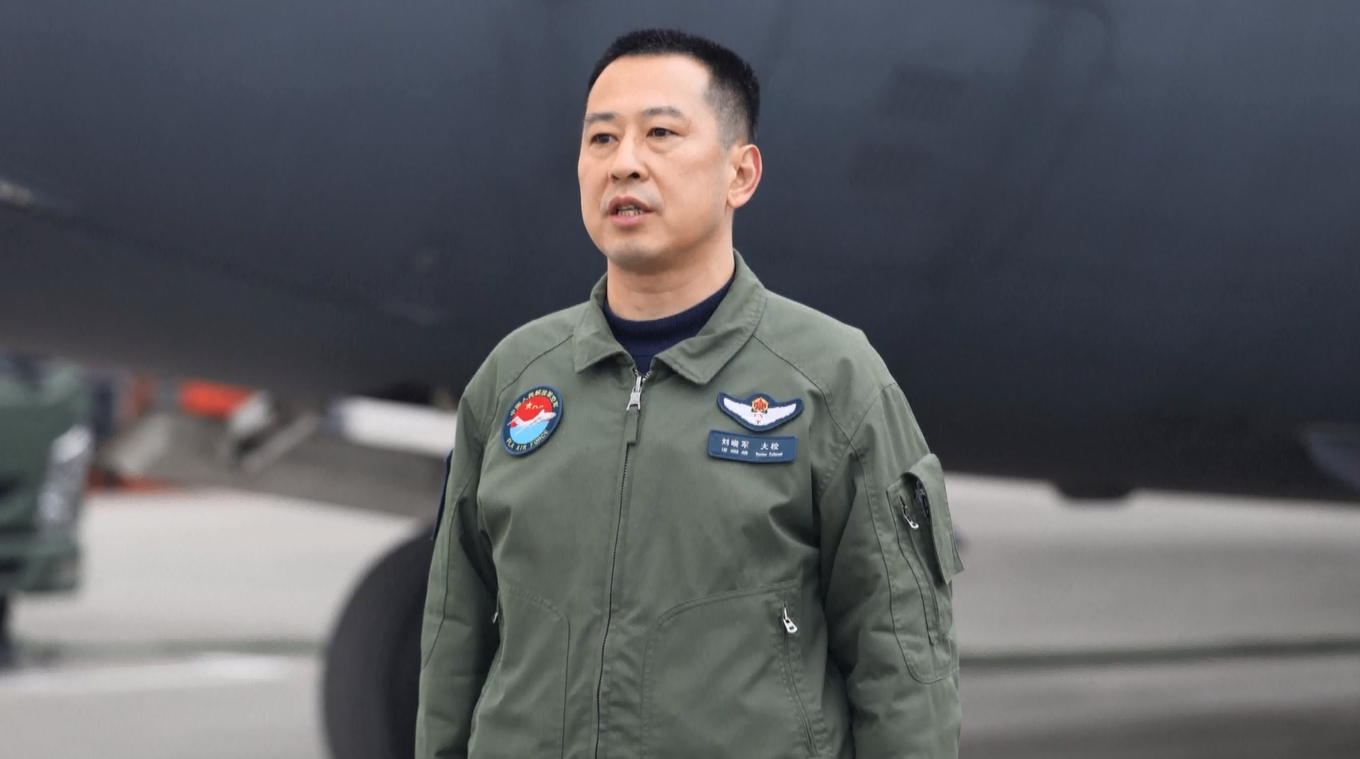 Pesawat Angkut Y-20 Tiongkok Gelar Latihan Multi-Pesawat dalam Kondisi yang Menantang