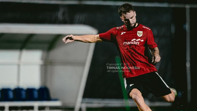 Sejarah Menanti Calvin Verdonk di Lille vs Toulouse CNN Indonesia