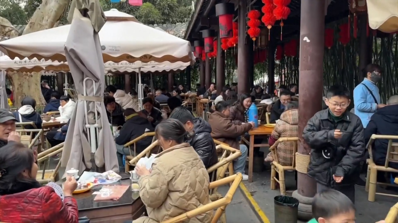 Festival Musim Semi di Chengdu adalah perpaduan antara yang lama dan yang baru