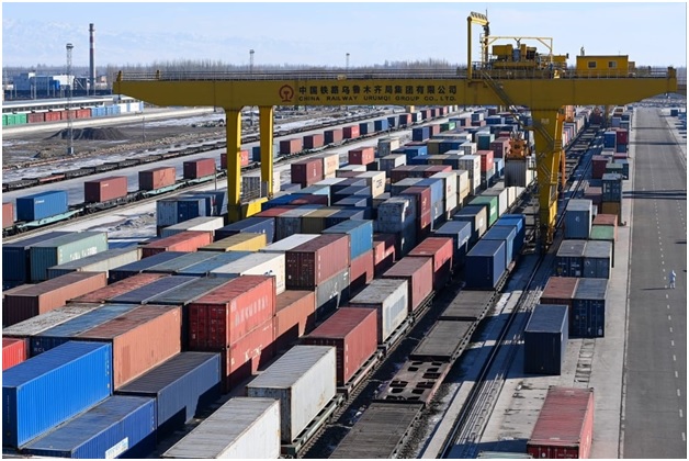 Pelabuhan darat di Daerah Otonom Uighur Xinjiang