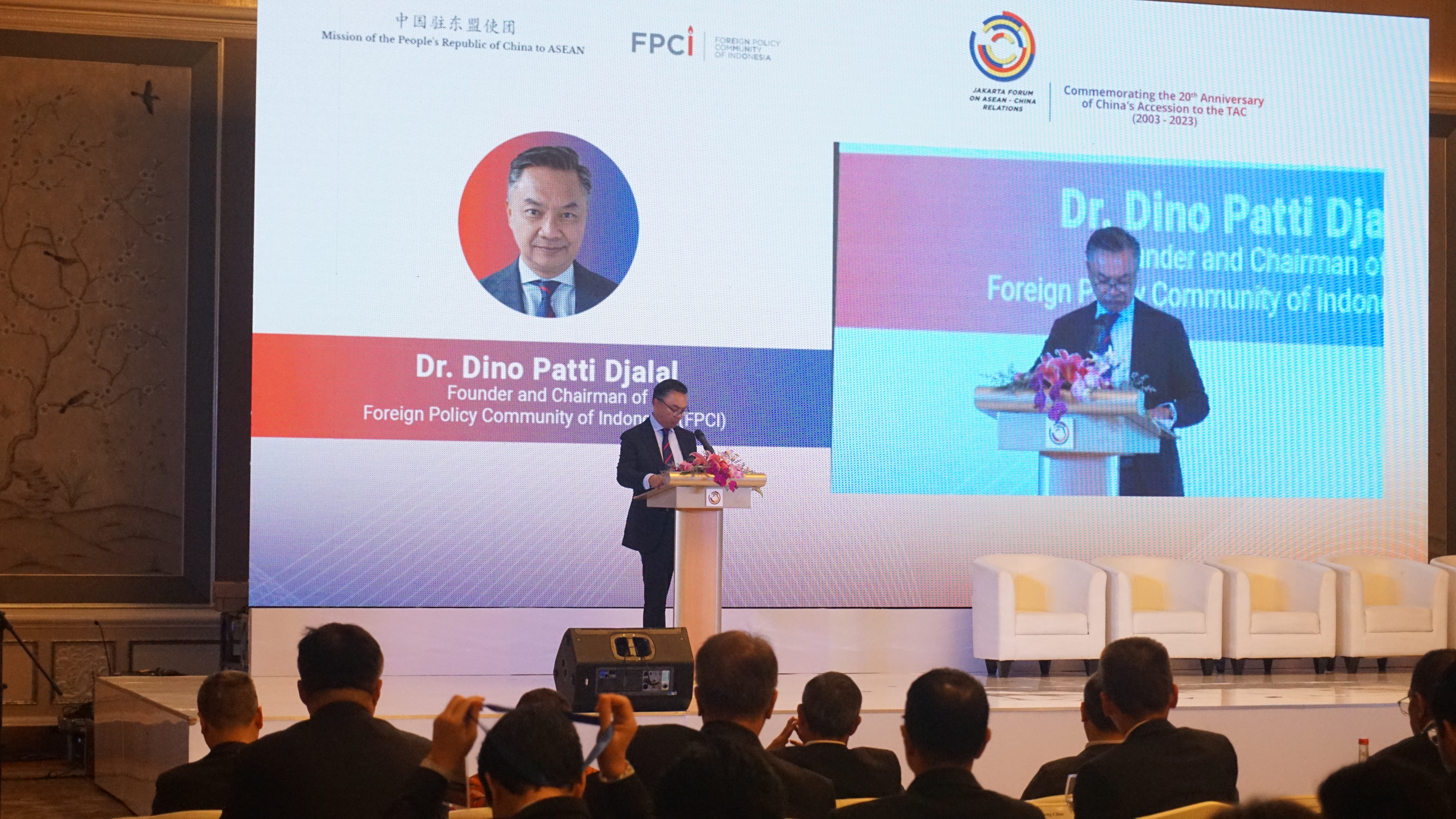 Acara ini dihadiri oleh Duta Besar Tiongkok untuk ASEAN Hou Yanqi
