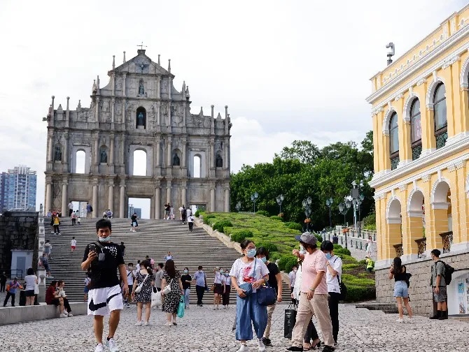 Pihak otoritas Macau mengatakan bahwa volume kedatangan pengunjung harian rata-rata dan pengunjung satu hari di Makau mencapai rekor tertinggi selama libur Hari Nasional