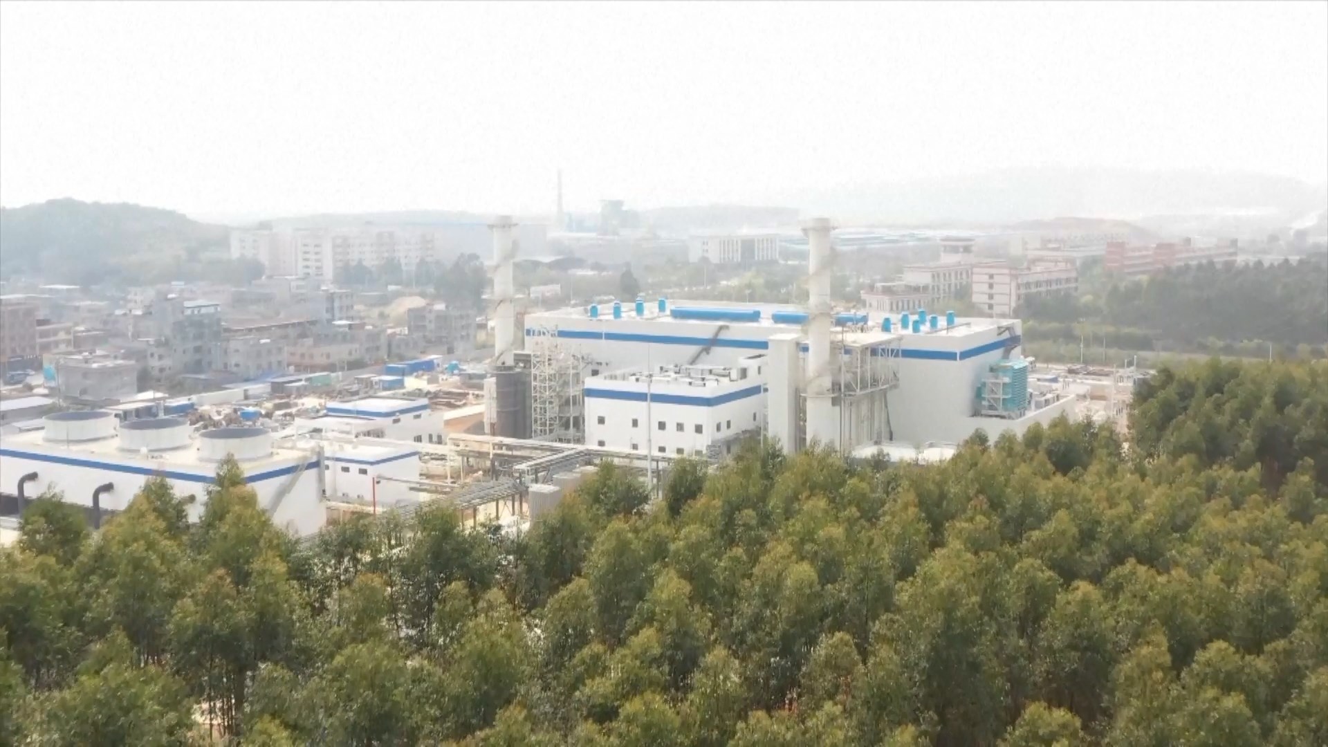 Turbin berkapasitas 50 megawatt ini menandakan terobosan Tiongkok di kawasan tersebut