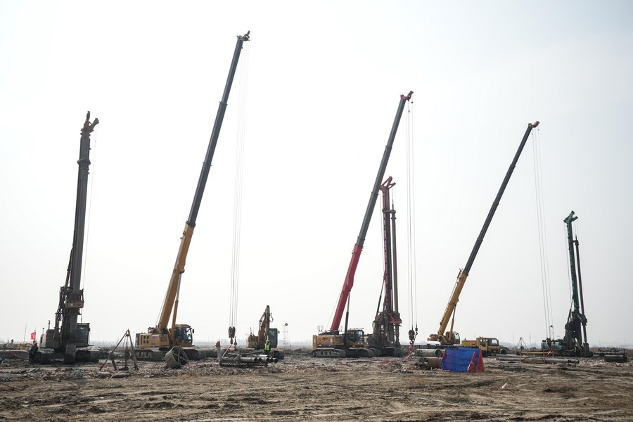 Mohammed Al-Qahtani Wakil Presiden Eksekutif Saudi Aramco pada upacara peletakan batu pertama menyebut proyek ini merupakan landasan penting dari upaya kami untuk mendukung sektor hilir terintegrasi kelas dunia di Tiongkok  