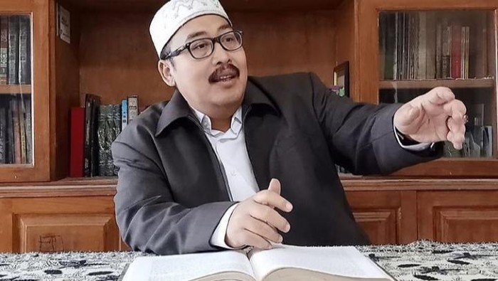 Nahdlatul Ulama (NU) mengutuk tindakan pengungsi asal Irak bernama Salwan Momika (37)