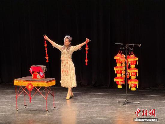 Seni Rakyat Beijing Memukau Penonton Taiwan