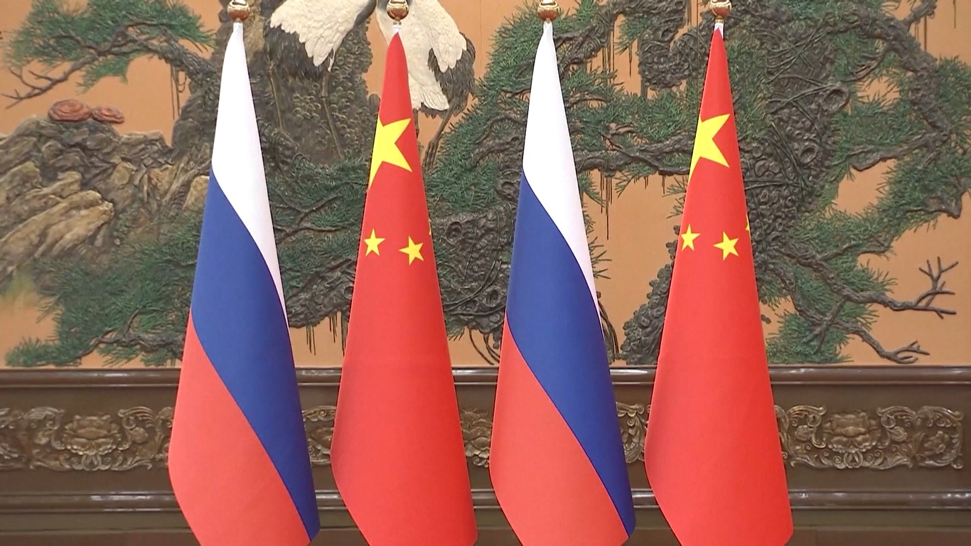 Xi membuat pernyataan tersebut pada putaran pembicaraan kelompok besar dengan Presiden Rusia