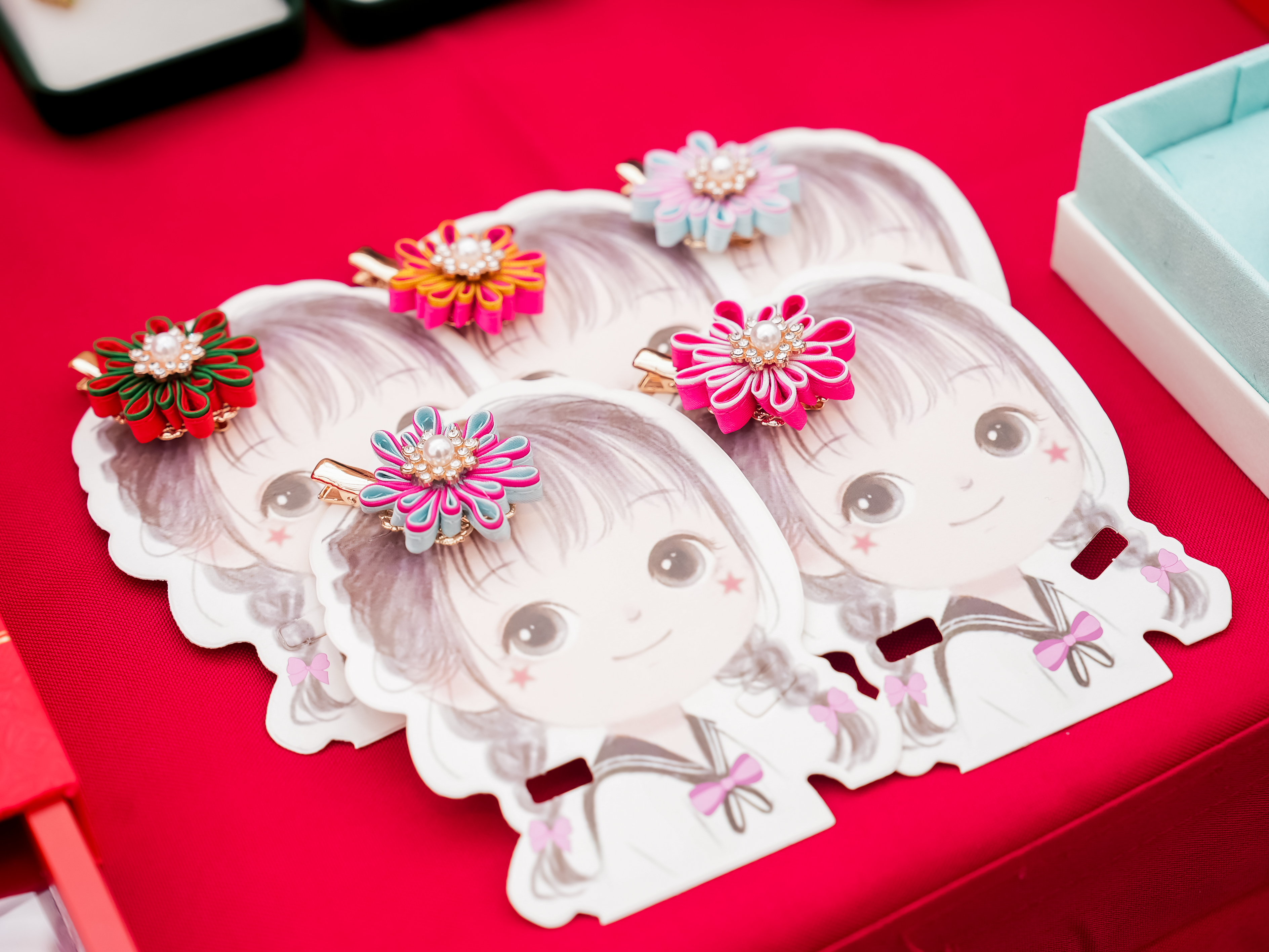 Acara budaya Qingming ini menarik sekitar 1000 warga untuk merayakan bersama di distrik tersebut