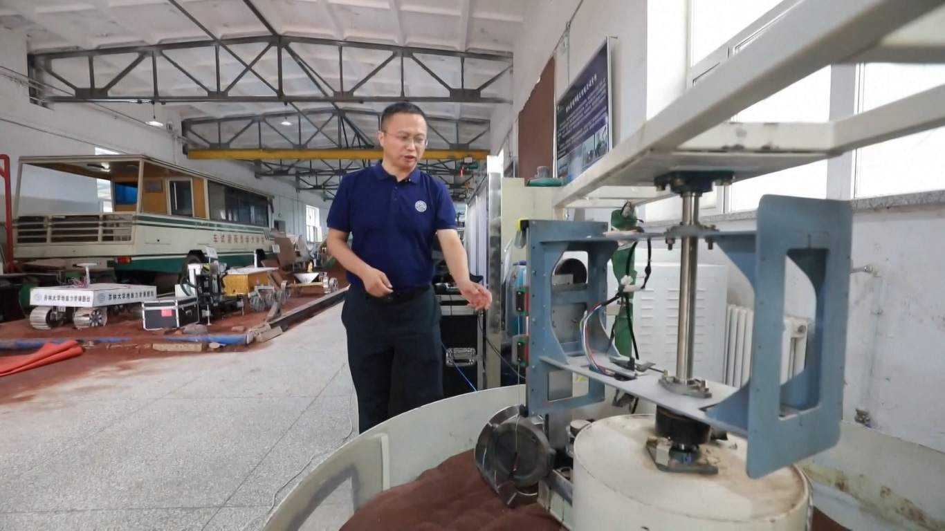 Di laboratorium Universitas Jilin di timur laut Tiongkok